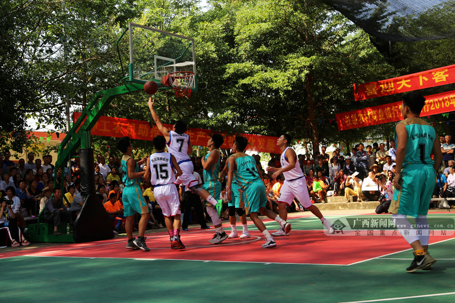 不让步！罗马诺：亚特兰大坚持为卢克曼要价5000万欧 国米最多只出4500万