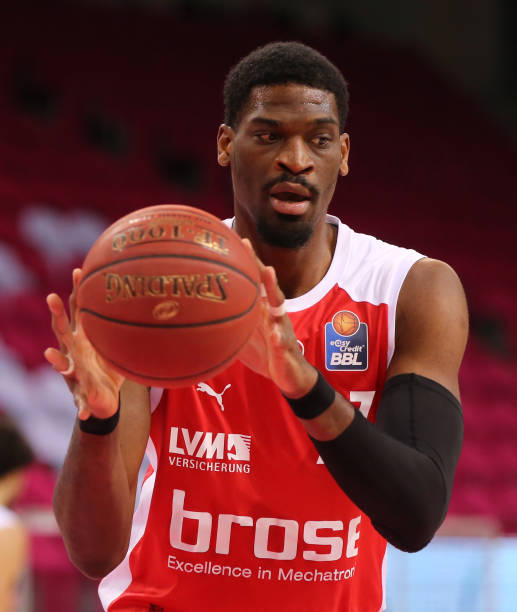 尤其是队长 尤其是队长